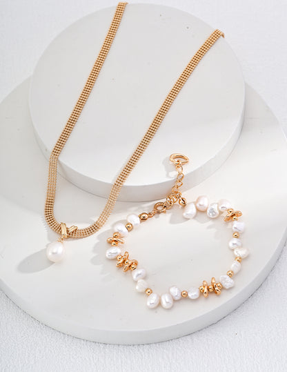 Lace Silver Pearl Necklace