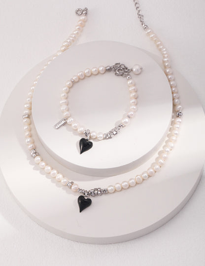 Heart Shaped Silver Pearl Glaze Necklace