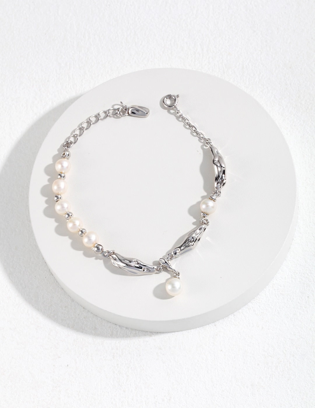 Scarf Shaped Silver Pearl Bracelet