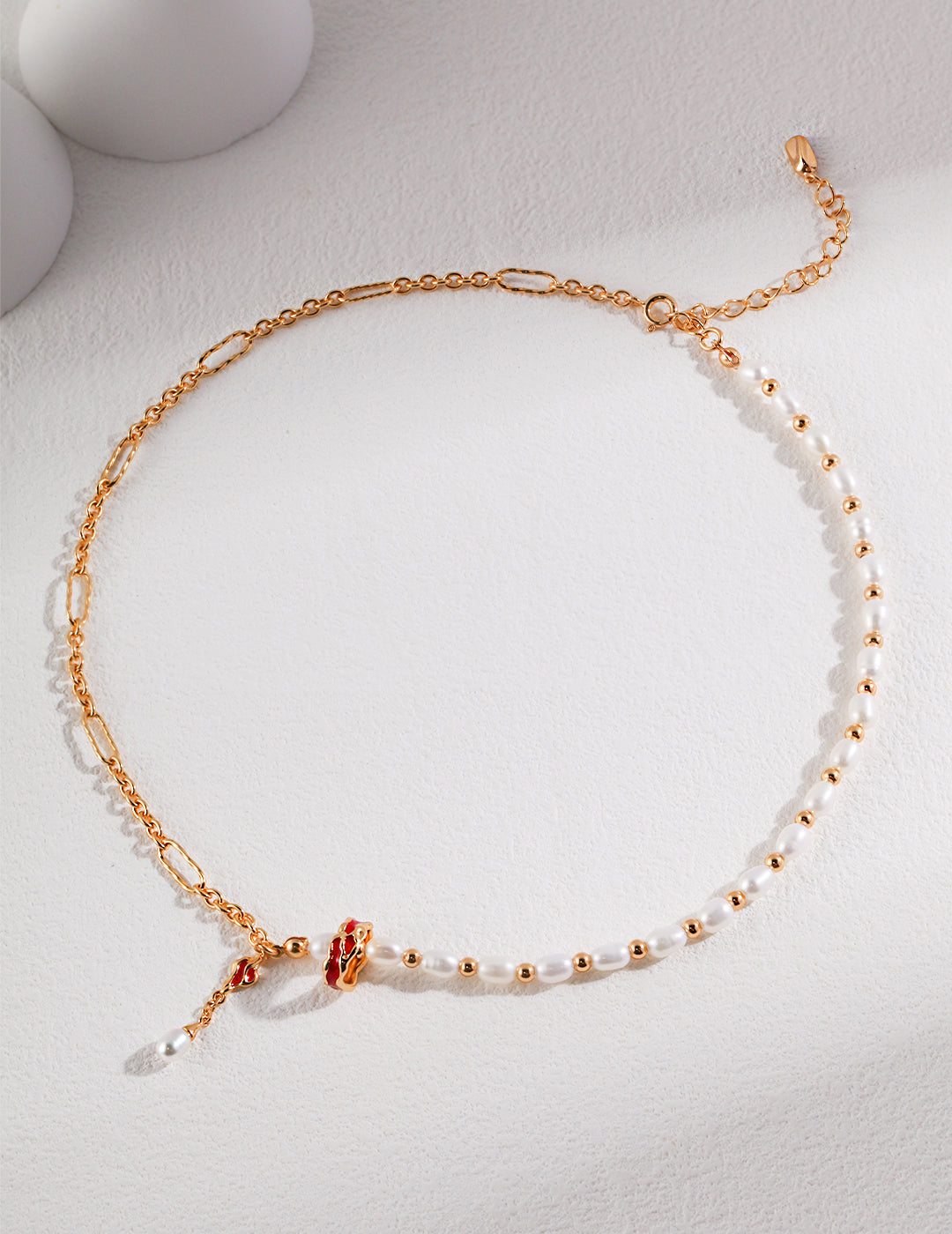 Silver Pearl Glaze Necklace