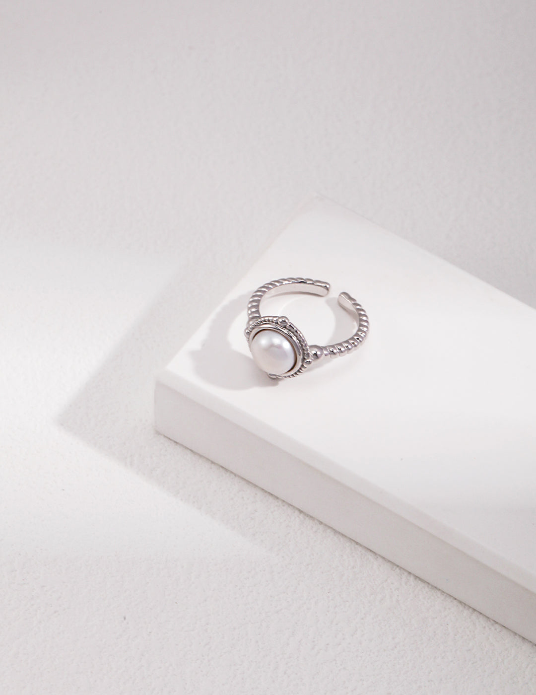 Silver Pearl Ring