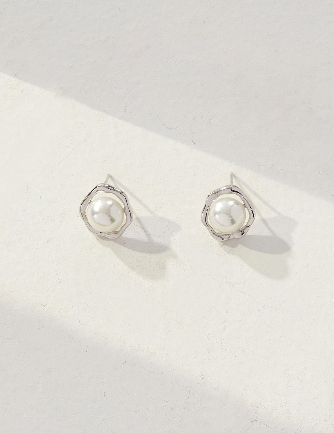 Oblate Pearl Earrings